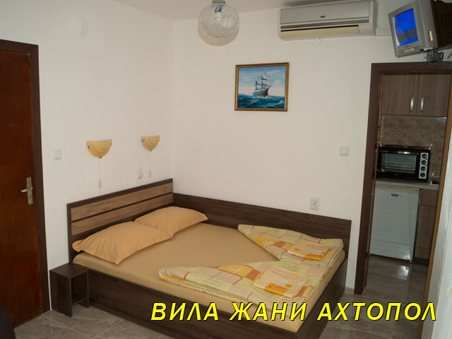 Вила Жани Ахтопол стаи